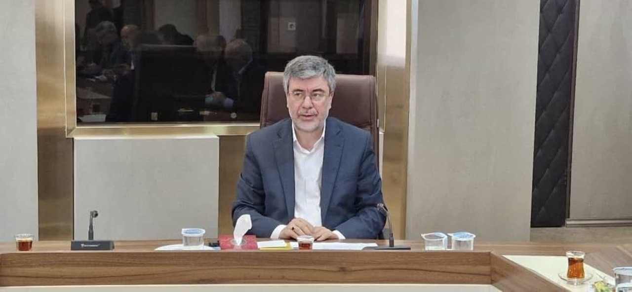 تفویض اختیار به نمایندگان و تحول فناورانه دو محور راهبردی بیمه ایران تفویض اختیار به نمایندگان و تحول فناورانه دو محور راهبردی بیمه ایران